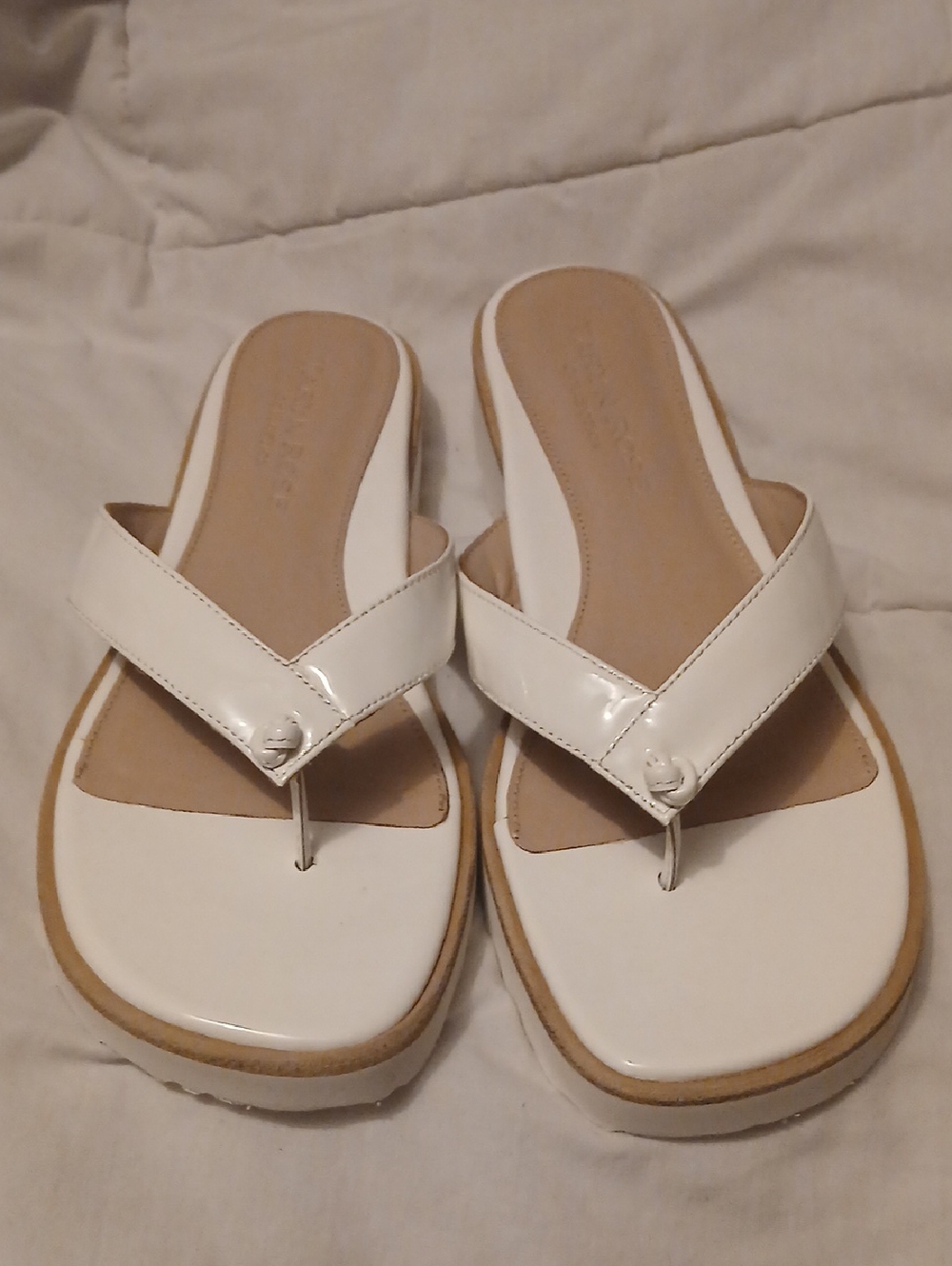 Women’s White Platform Thong Sandals with Cushioned Footbed